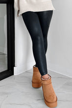 Load image into Gallery viewer, Black V Crossover High Waist Pocketed Leggings