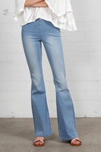 Load image into Gallery viewer, MID-RISE BANDED WIDER FLARE JEANS