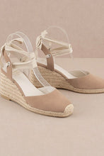 Load image into Gallery viewer, D-ALONDRA-ESPADRILLE, LACE UP, WEDGE