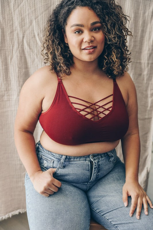 Plus Size Interwoven Strappy Front Bralette