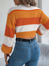 Load image into Gallery viewer, Color Block Round Neck Cropped Sweater