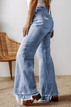 Load image into Gallery viewer, Raw Hem Bootcut Jeans with Pockets